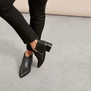 EVERLANE The Boss Bootie